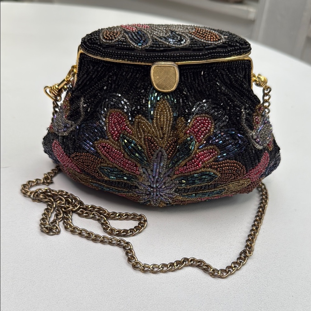 Rare Elegant Beaded Vintage Evening Bag